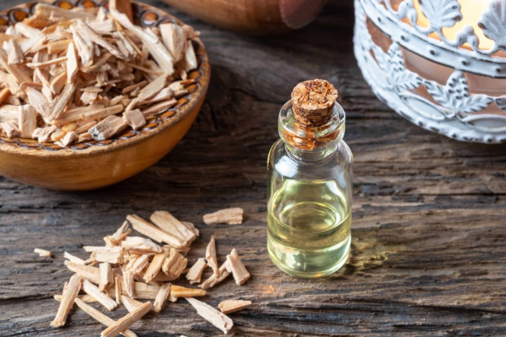 CEDARWOOD ESSENTIAL OIL